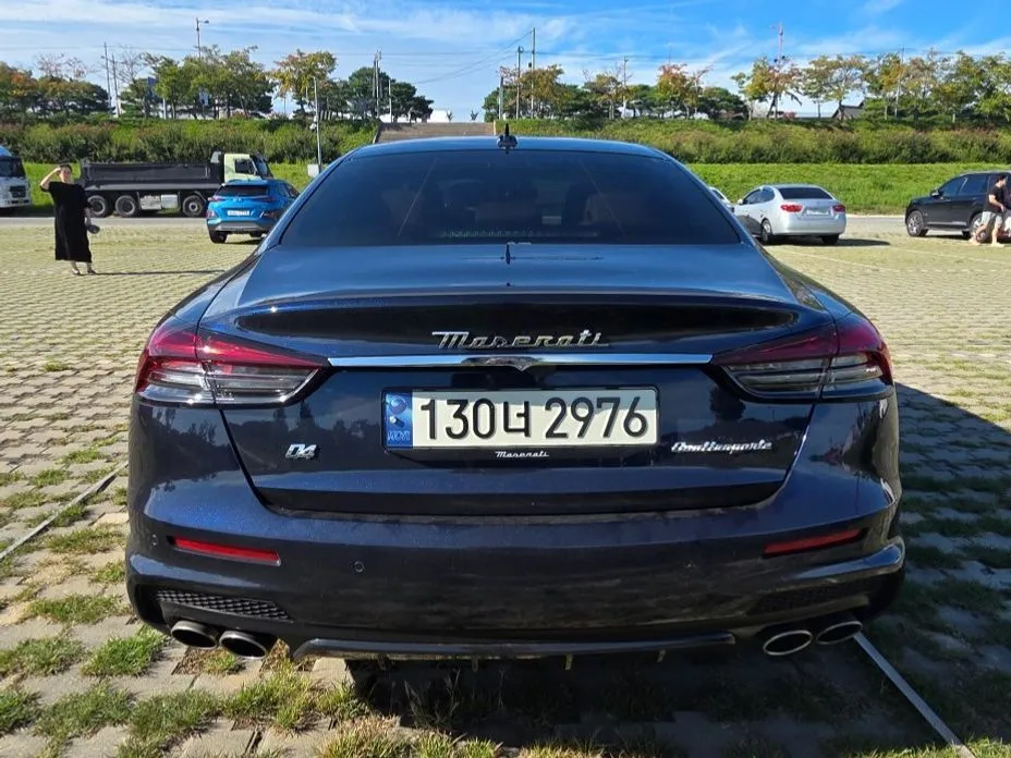 Maserati Quattroporte — фото 9