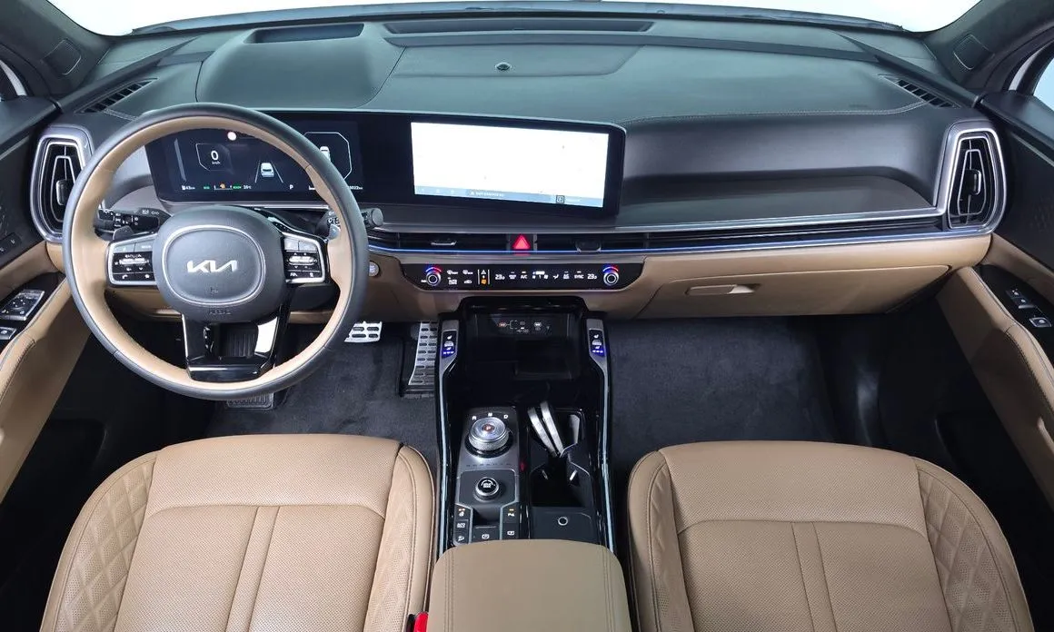 Kia Sorento — фото 8