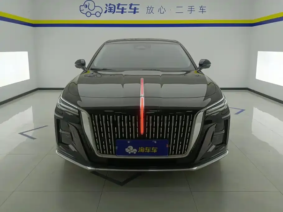 Hongqi H5 — фото 2