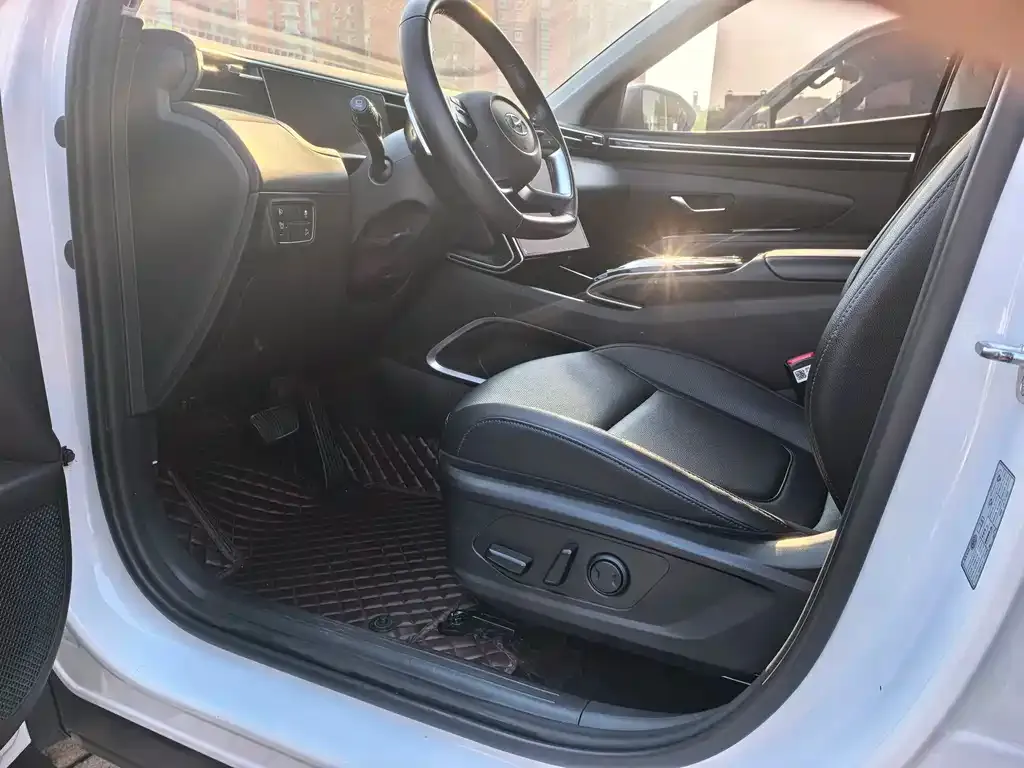 Hyundai Tucson — фото 2