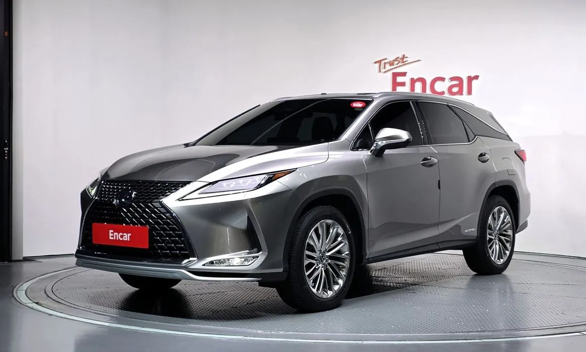 Lexus RX — фото 1