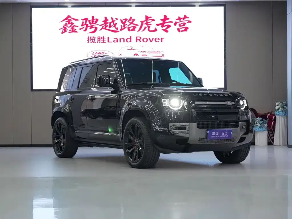 Land Rover Defender — фото 10