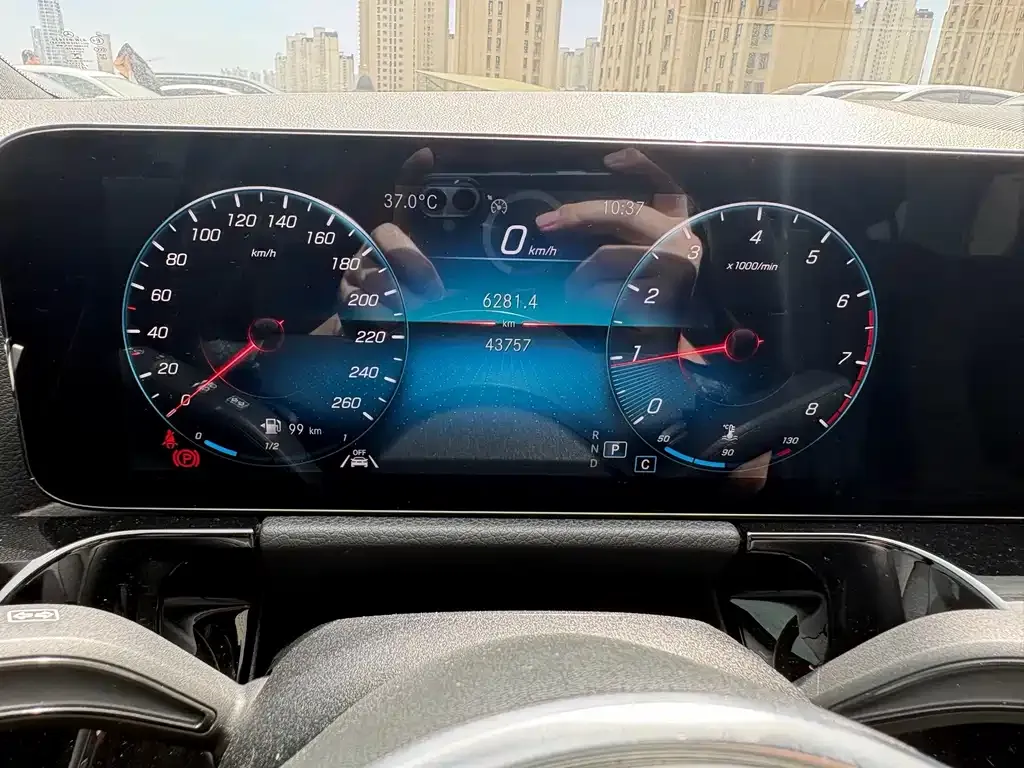 Mercedes-Benz GLA — фото 6