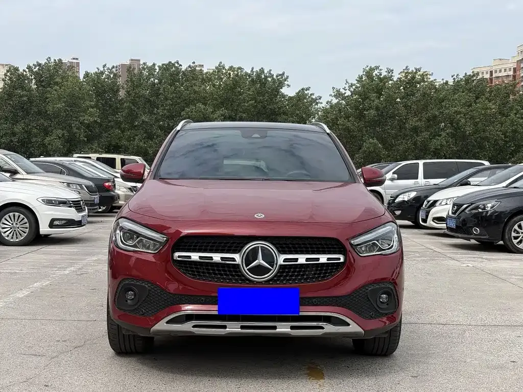 Mercedes-Benz GLA — фото 10