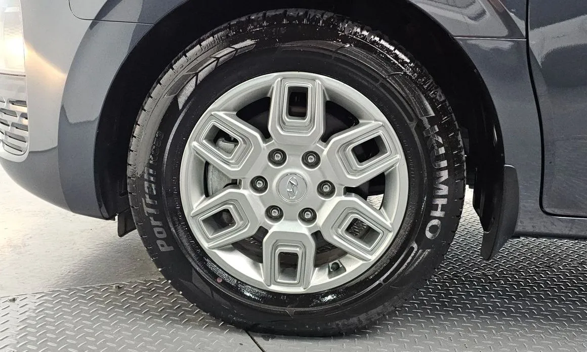 Hyundai Staria — фото 3