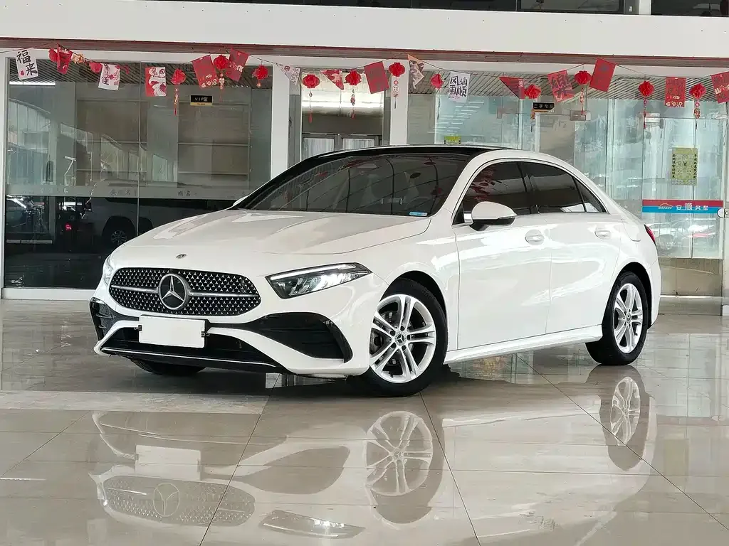 Mercedes-Benz A-Class — фото 1