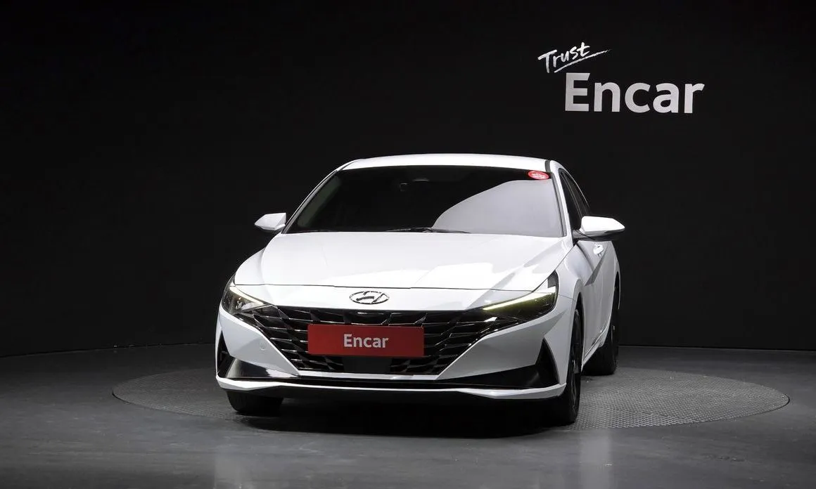 Hyundai AVANTE — фото 2
