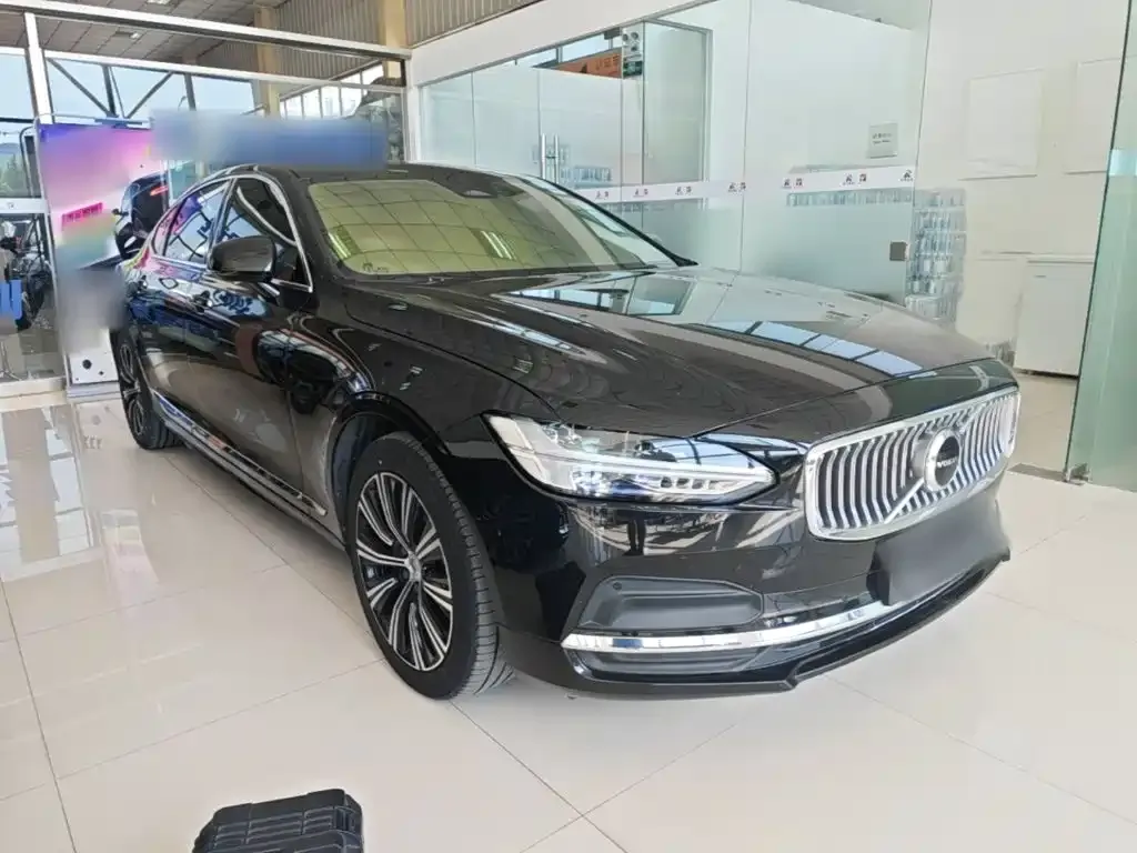 Volvo S90 — фото 8
