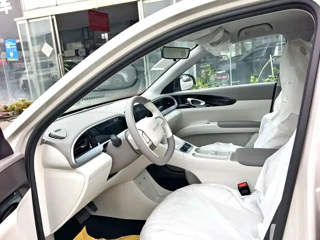 Geely Starburst — фото 9