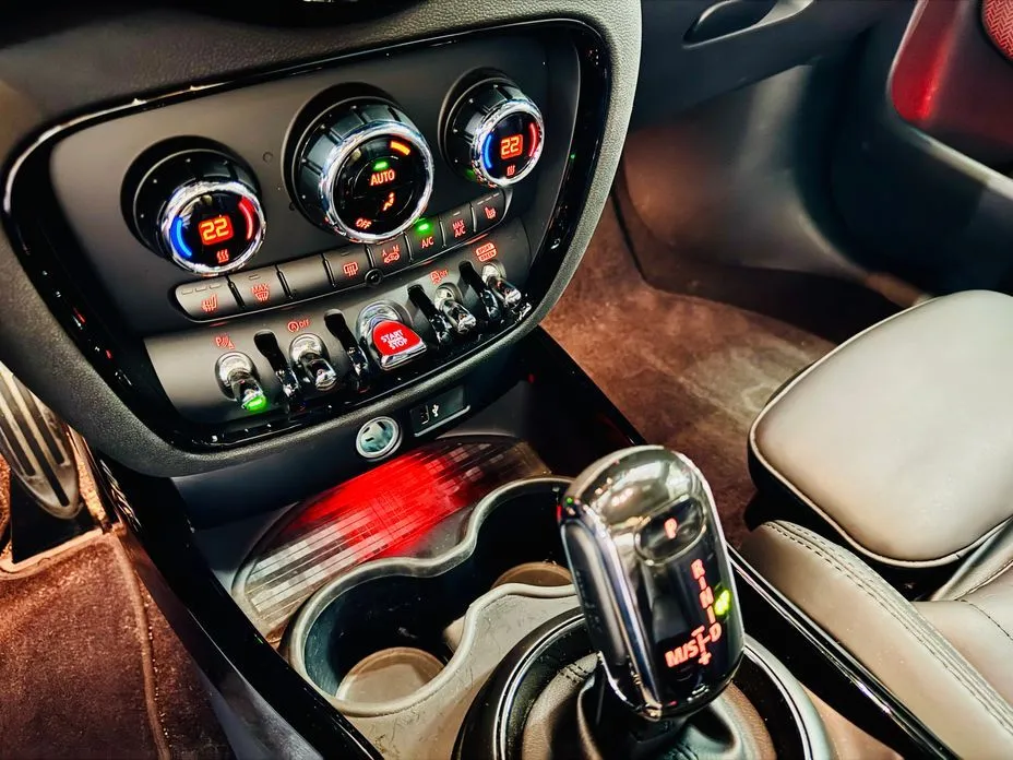 Mini Clubman — фото 2