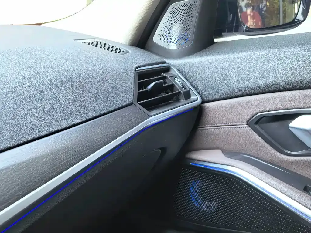 BMW 3 Series — фото 10