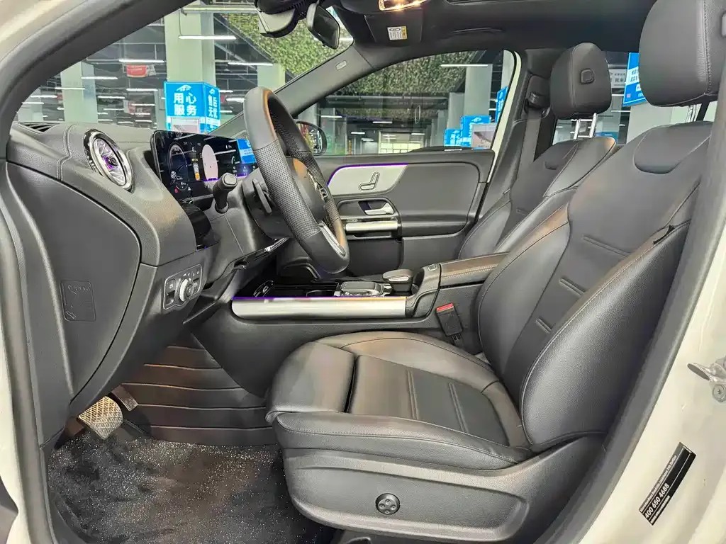 Mercedes-Benz GLA — фото 8