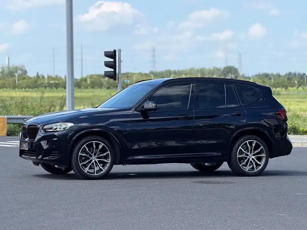 BMW X3 — фото 9