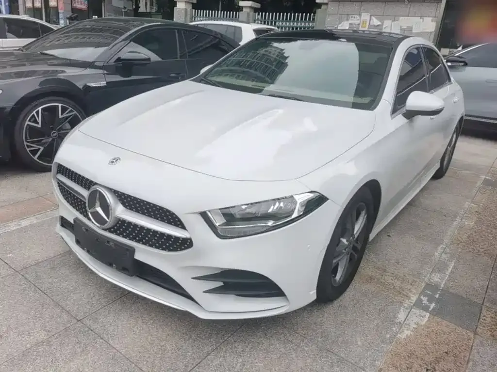 Mercedes-Benz A-Class — фото 1