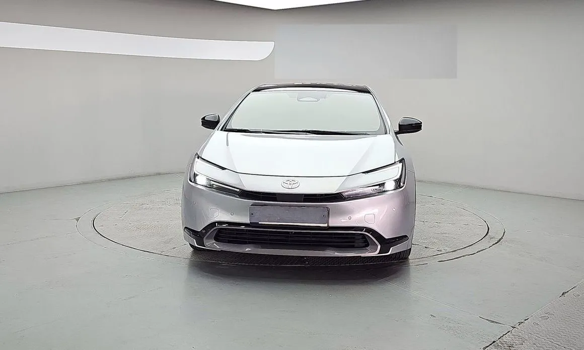 Toyota Prius — фото 7