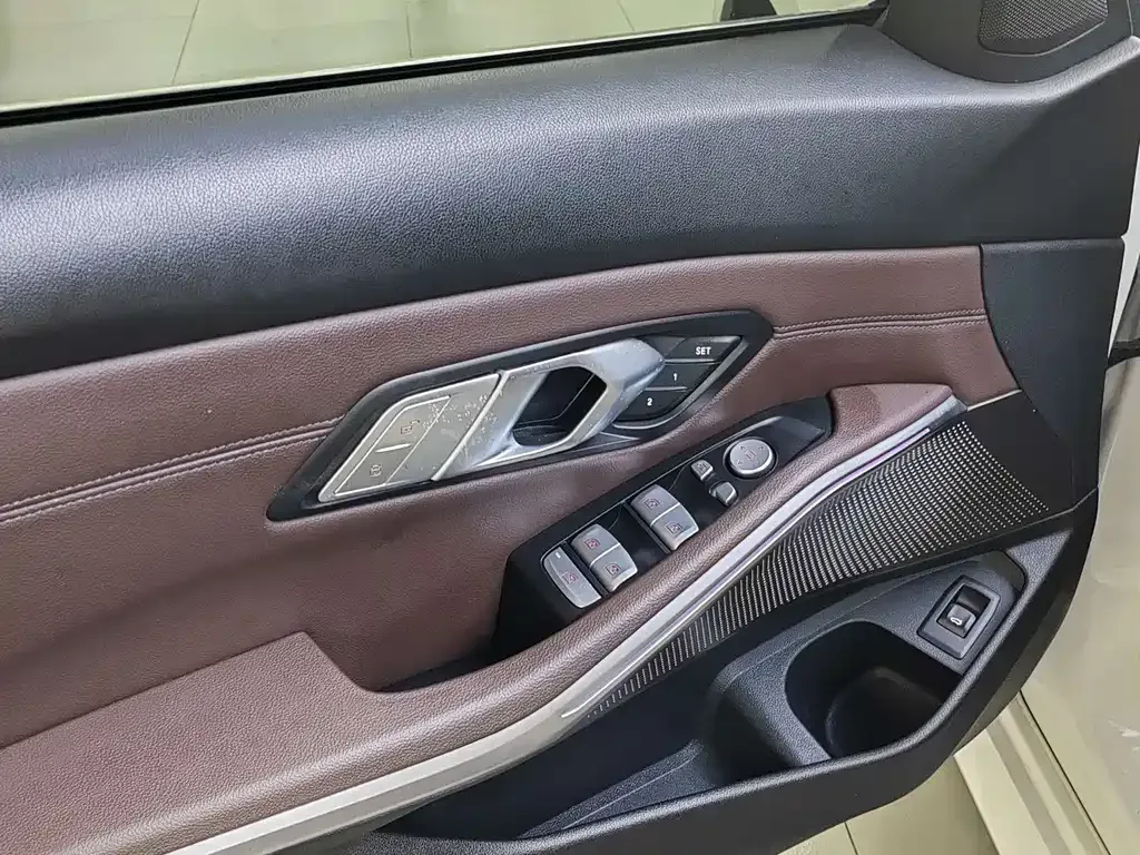 BMW 3 Series — фото 10