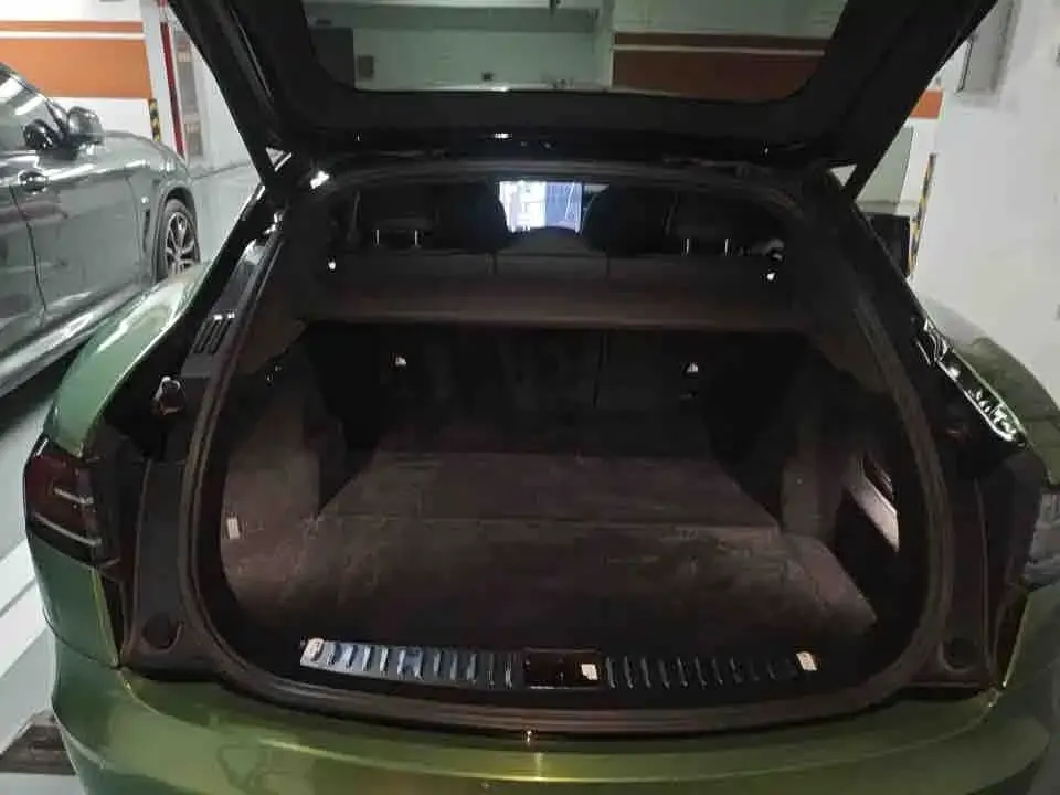 Tesla Model S — фото 4