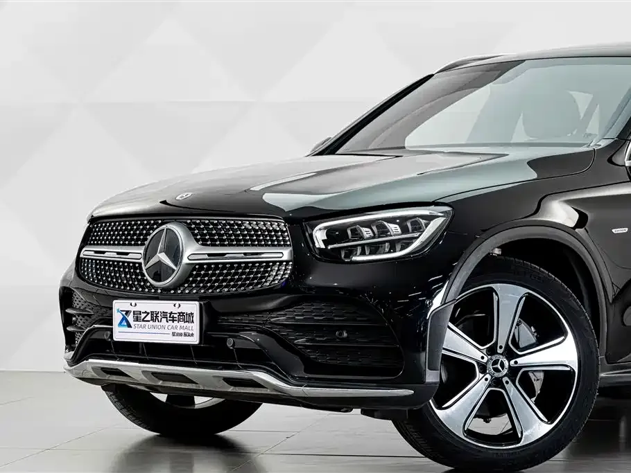 Mercedes-Benz GLC — фото 9