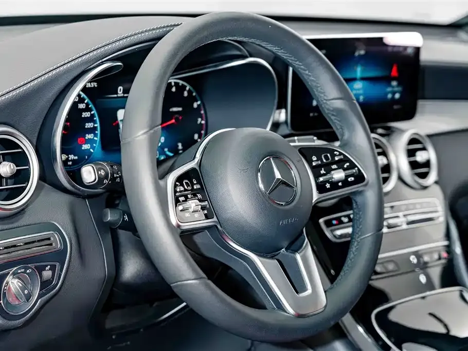 Mercedes-Benz GLC — фото 4