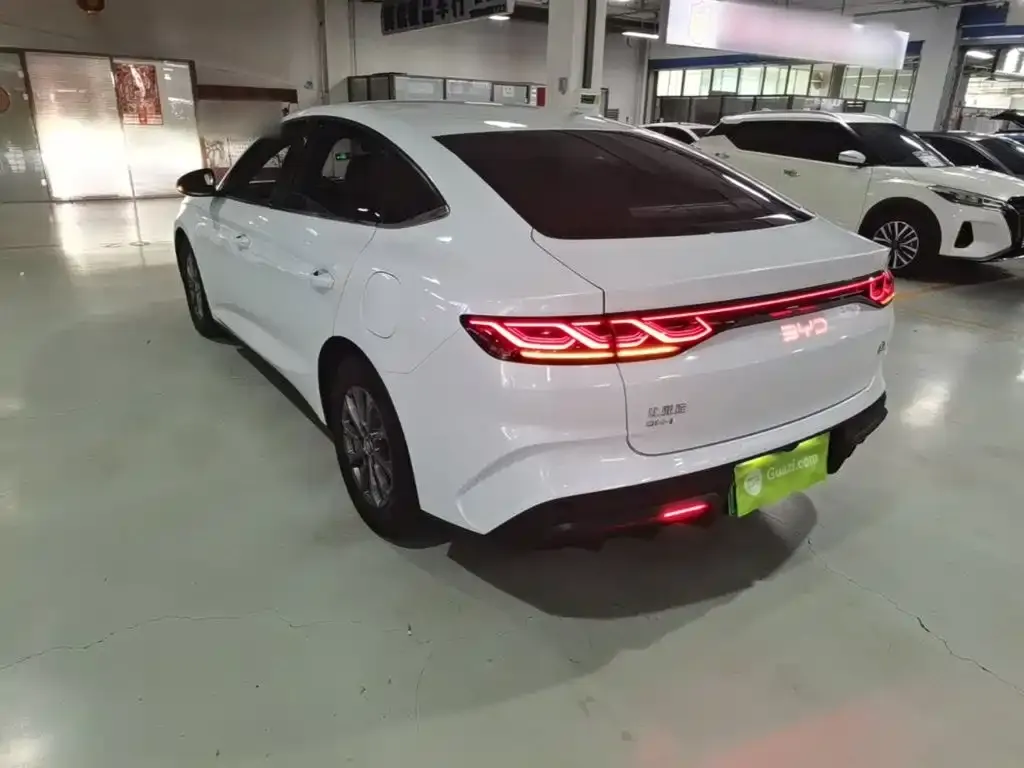 BYD Qin L — фото 3