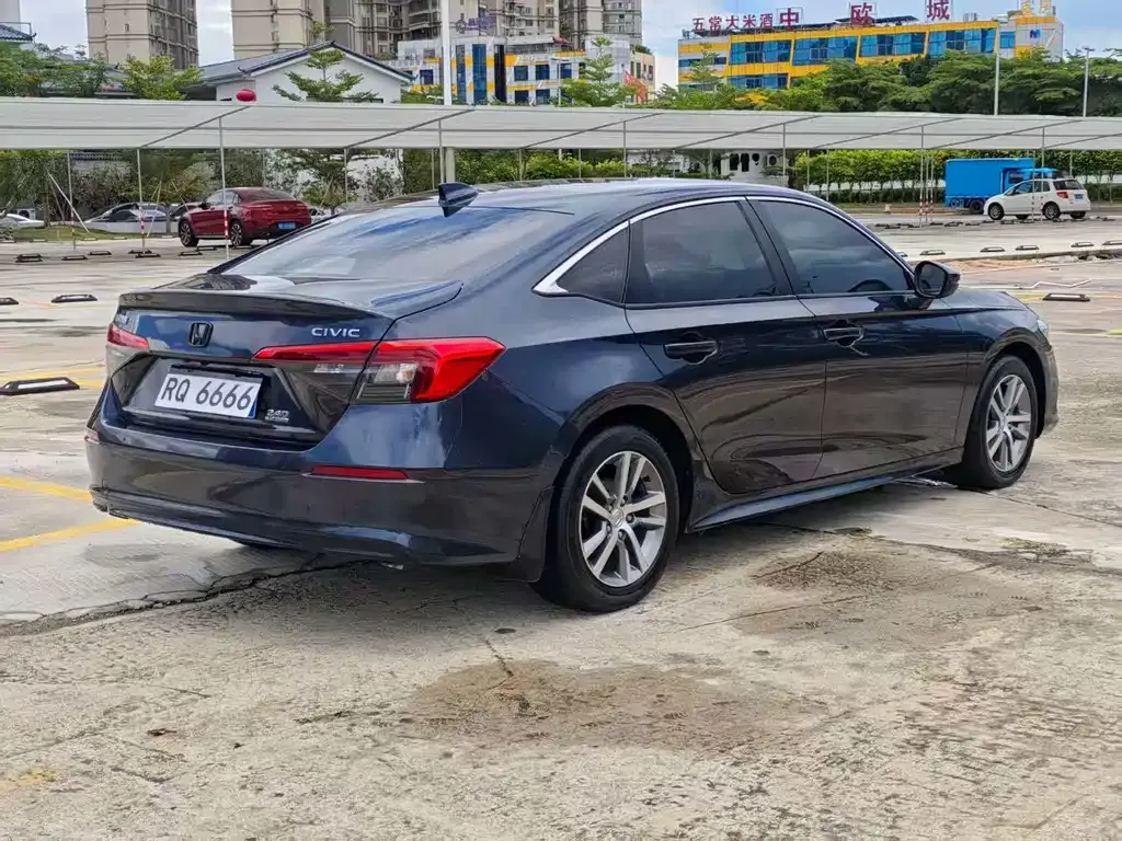 Honda Civic — фото 9