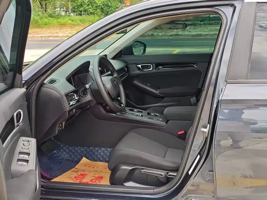 Honda Civic — фото 7