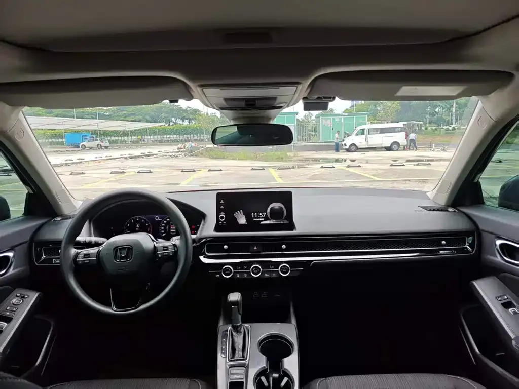 Honda Civic — фото 8