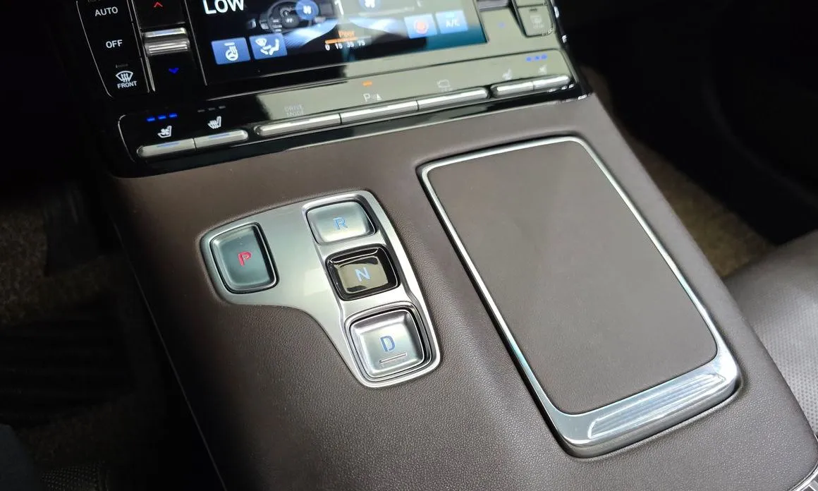Hyundai Grandeur — фото 10