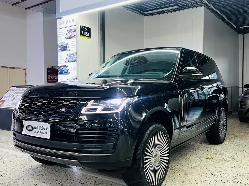 Land Rover Range Rover — фото 1