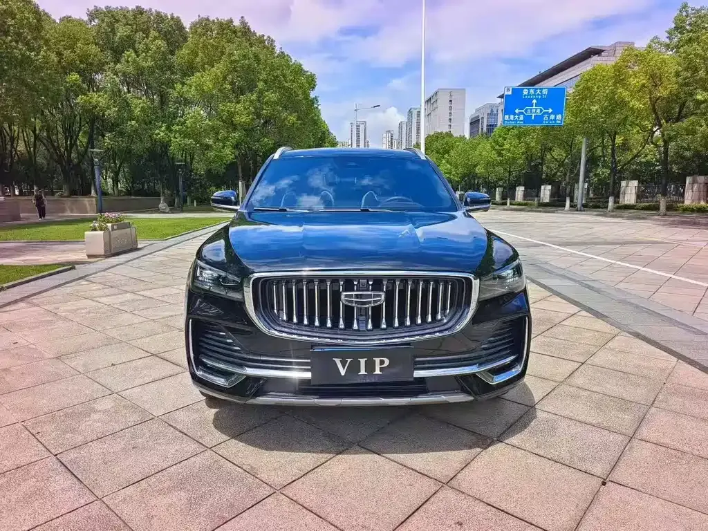 Geely Xingyue L — фото 9