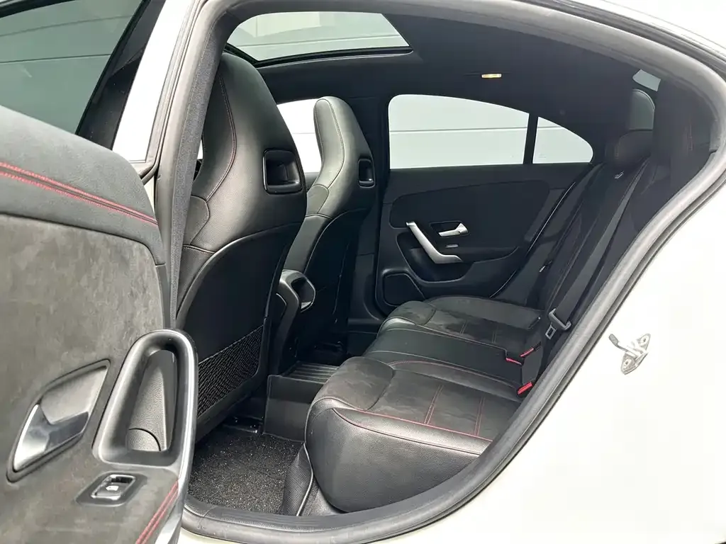 Mercedes-Benz CLA (Import) — фото 3