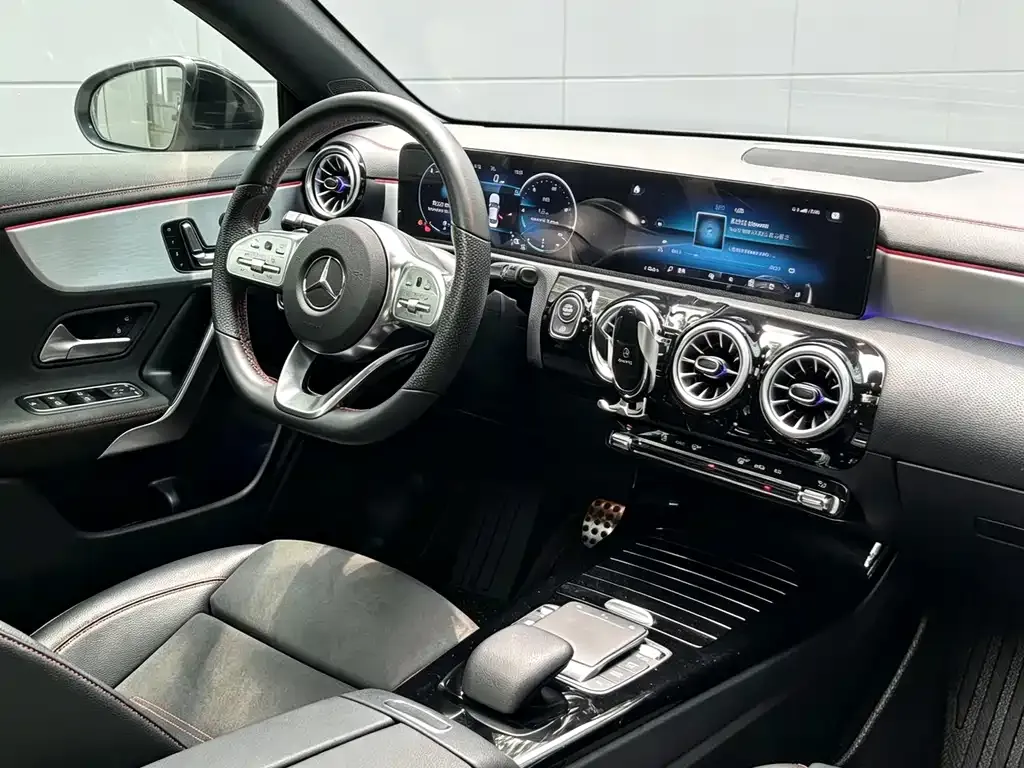 Mercedes-Benz CLA (Import) — фото 10