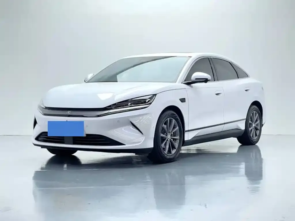 BYD Qin L — фото 1