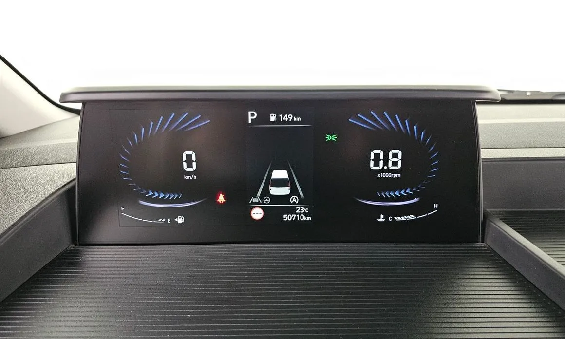 Hyundai Staria — фото 3