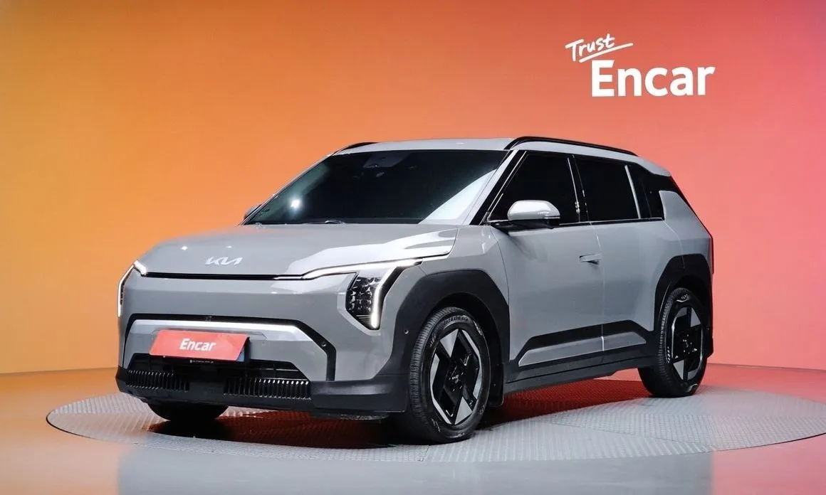 Kia EV3 — фото 1