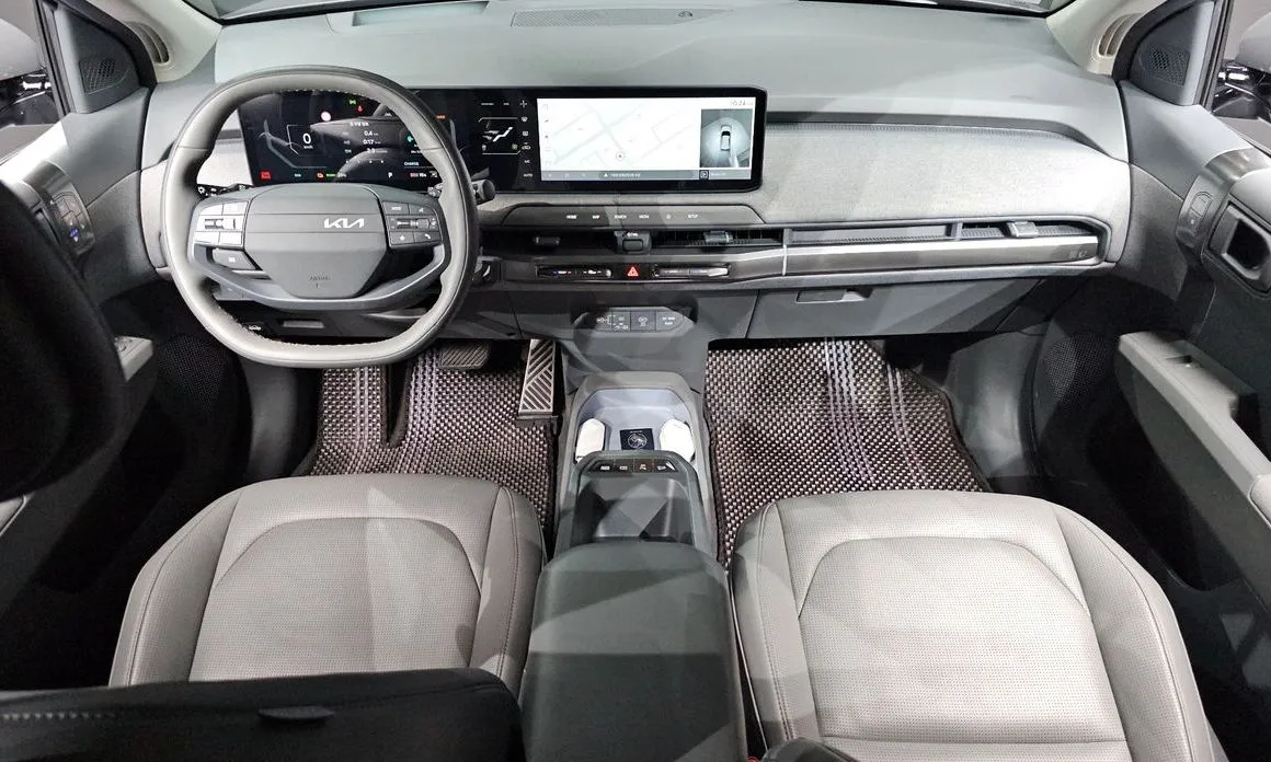 Kia EV3 — фото 8