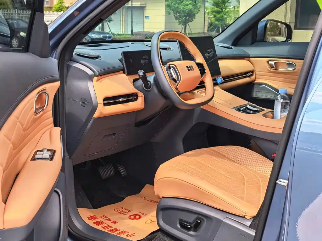 Geely Galaxy Xingjian 7 — фото 10