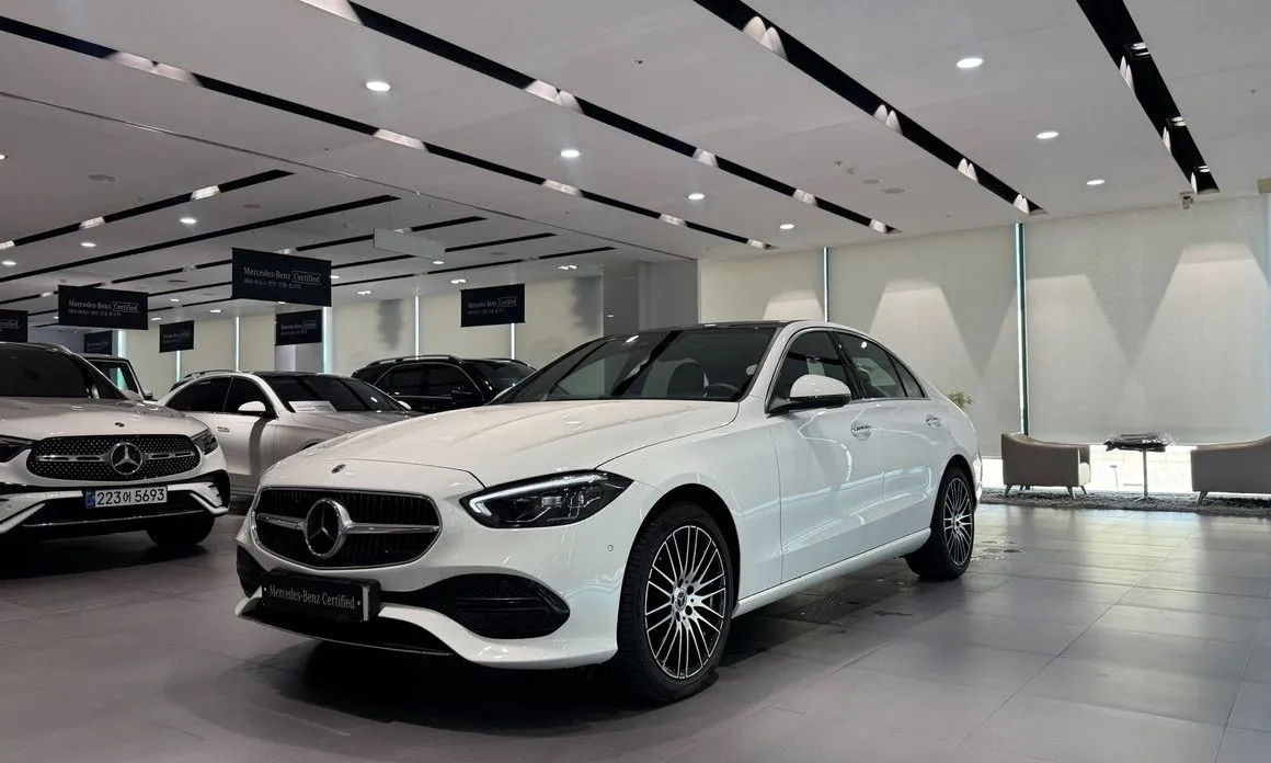 Mercedes-Benz C-Class — фото 1