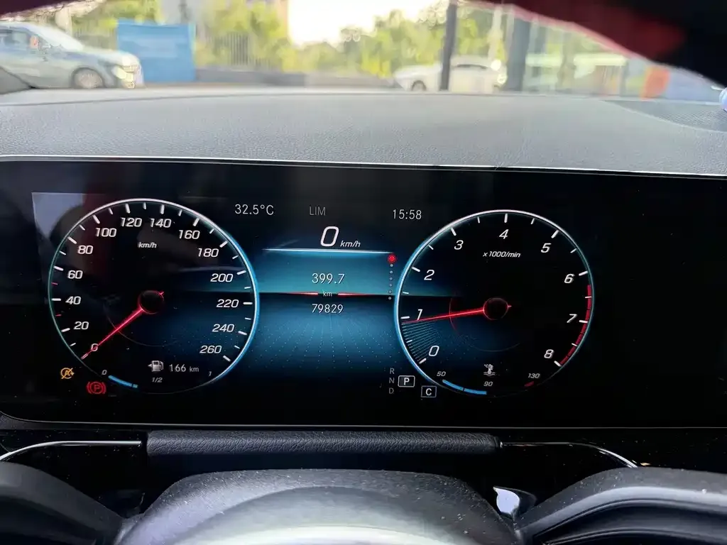 Mercedes-Benz GLA — фото 2