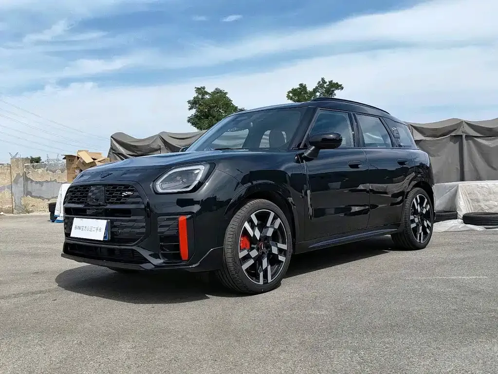 MINI Countryman JCW — фото 1
