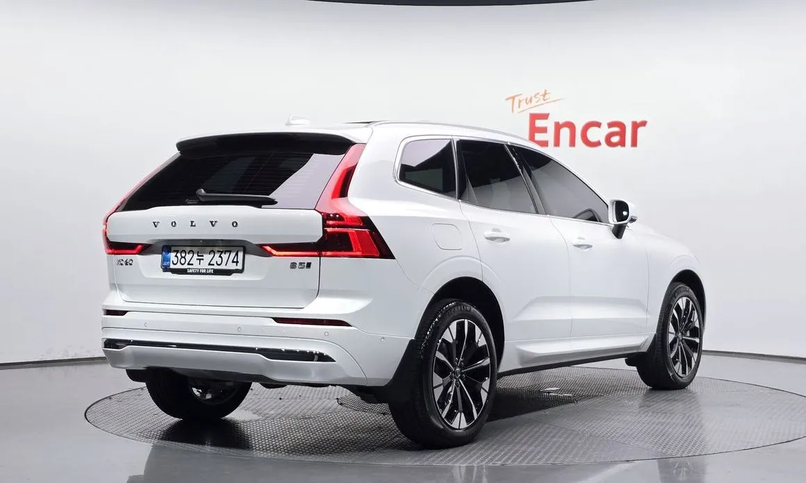 Volvo XC60 — фото 3