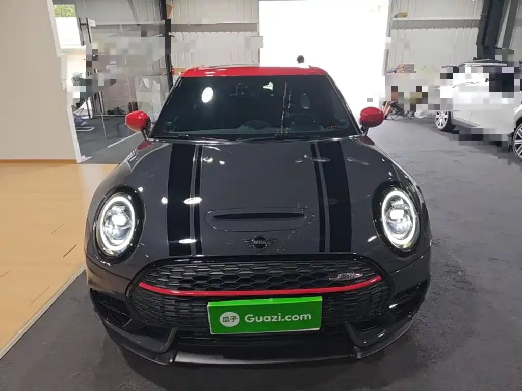 MINI Clubman JCW — фото 2