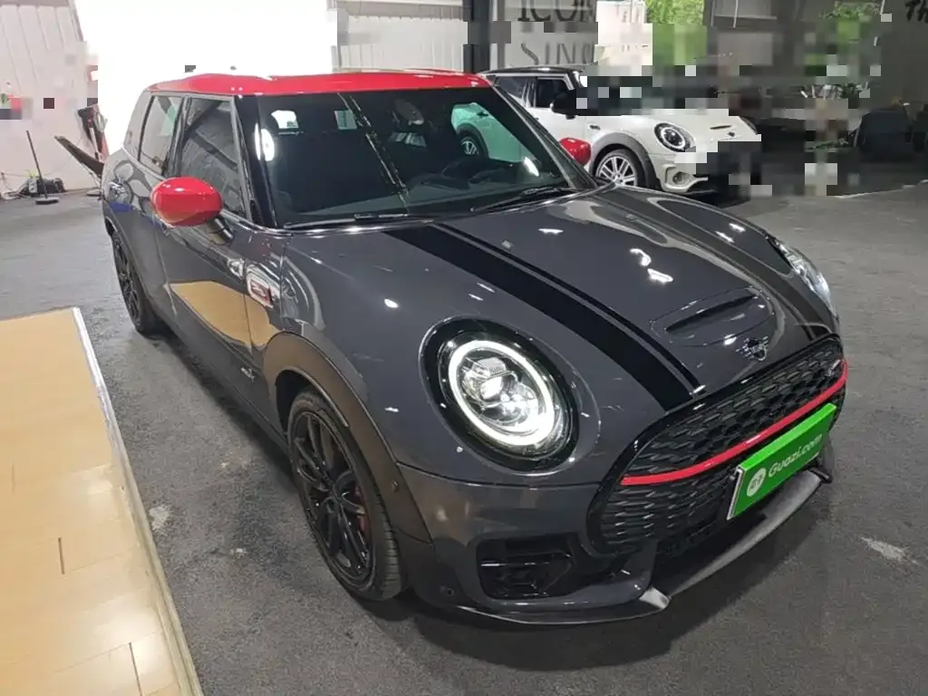 MINI Clubman JCW — фото 6