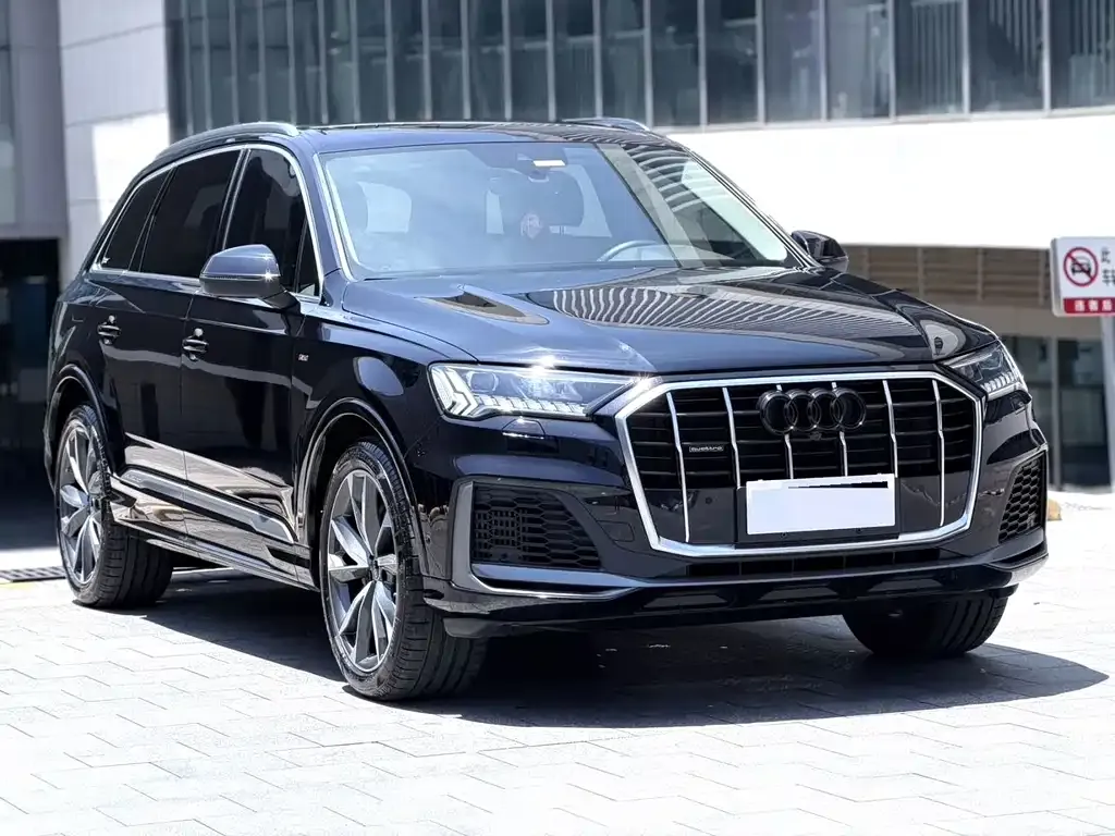 Audi Q7 — фото 6
