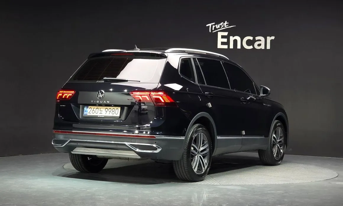 Volkswagen Tiguan — фото 2