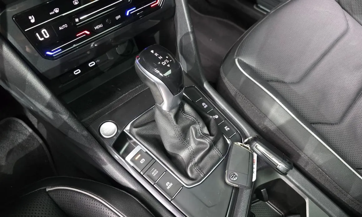 Volkswagen Tiguan — фото 6