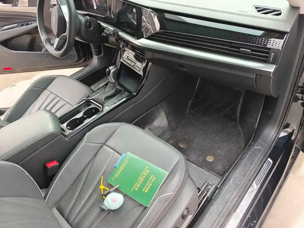Volkswagen Passat — фото 6