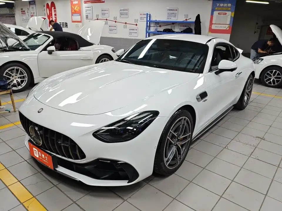 Mercedes-Benz AMG GT — фото 1