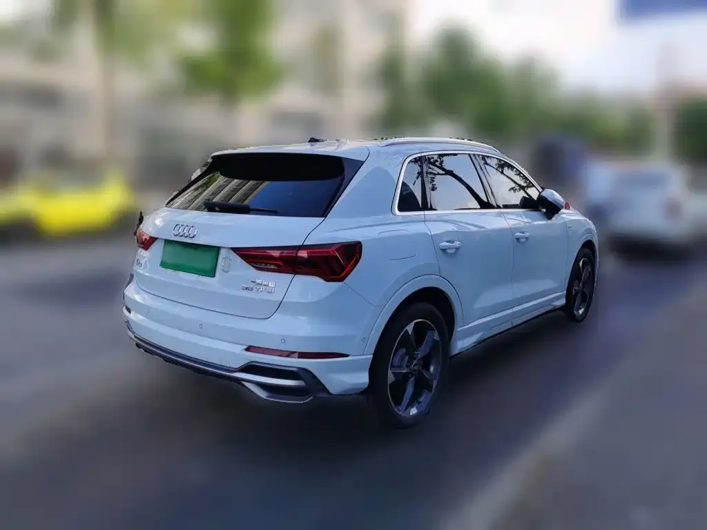 Audi Q3 — фото 3