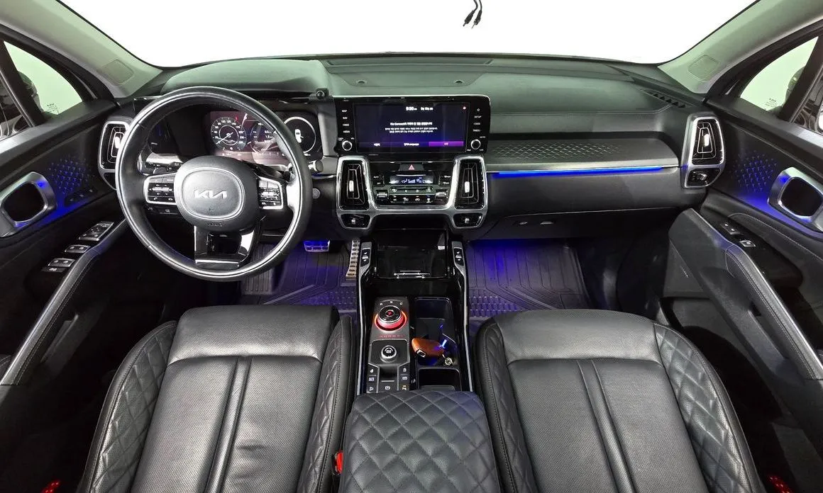 Kia Sorento — фото 4